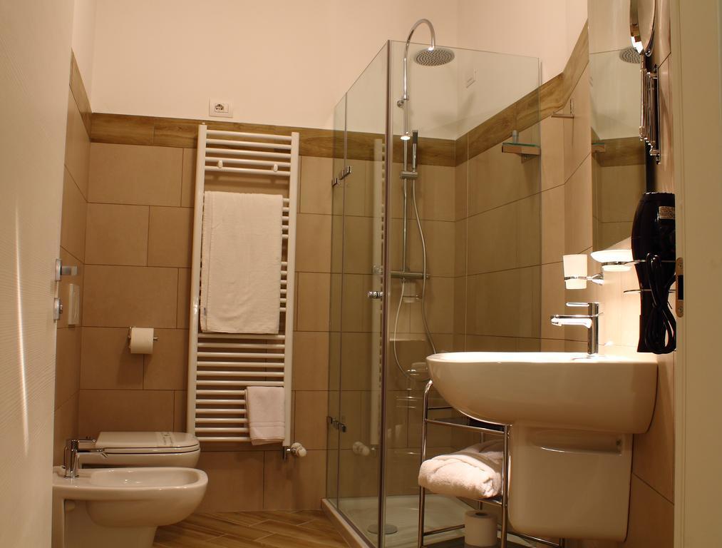 Bhl Boutique Rooms Legnano Oda fotoğraf